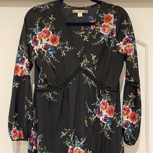 Uttam Boutique Floral Maxi Midi Dress with Bell Sleeves Size 6 - Picture 3 of 6